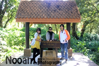 รีวิว เที่ยวดอยอินทนนท์ ชมจุดสูงสุดแดนสยาม สักการะพระมหาธาตุนภเมทนีดล พระมหาธาตุนภพลภูมิสิริ ชมน้ำตกวชิรธาร