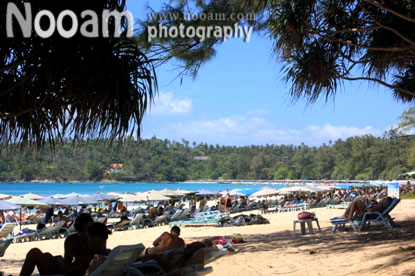 พาเที่ยวรอบหาดเมืองภูเก็ต ป่าตอง กะรน กะตะ จุดชมวิวสามอ่าวและ แหลมพรหมเทพ