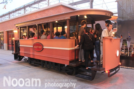 รีวิว Asiatique The Riverfront (เอเชียทีค เดอะ ริเวอร์ฟร้อนท์) แหล่งช๊อปปิ้งและร้านอาหารยามค่ำคืน ริมแม่น้ำเจ้าพระยา แถวถนนเจริญกรุง