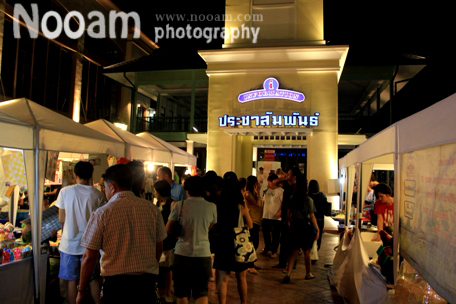 รีวิว Asiatique The Riverfront (เอเชียทีค เดอะ ริเวอร์ฟร้อนท์) แหล่งช๊อปปิ้งและร้านอาหารยามค่ำคืน ริมแม่น้ำเจ้าพระยา แถวถนนเจริญกรุง