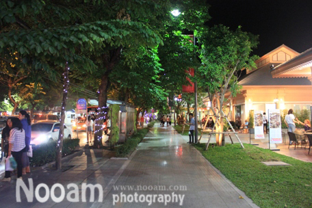 รีวิว Asiatique The Riverfront (เอเชียทีค เดอะ ริเวอร์ฟร้อนท์) แหล่งช๊อปปิ้งและร้านอาหารยามค่ำคืน ริมแม่น้ำเจ้าพระยา แถวถนนเจริญกรุง