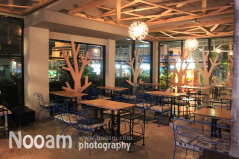 รีวิว ร้านอาหาร ลมโชย @ The Roof ร้านนั่งชิลล์ๆบนดาดฟ้า ลาดพร้าว48 บรรยากาศดี อาหารอร่อย มีดนตรีสด