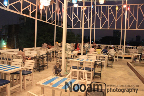 รีวิว ร้านอาหาร ลมโชย @ The Roof ร้านนั่งชิลล์ๆบนดาดฟ้า ลาดพร้าว48 บรรยากาศดี อาหารอร่อย มีดนตรีสด