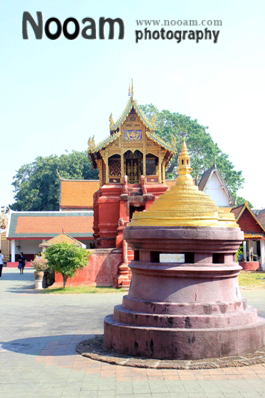 พาเที่ยวเดินเล่นเชียงใหม่และต่อด้วยวัดพระธาตุหริภุญชัย ที่ลำพูน