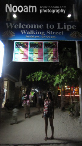 walking street เกาะหลีเป๊ะ