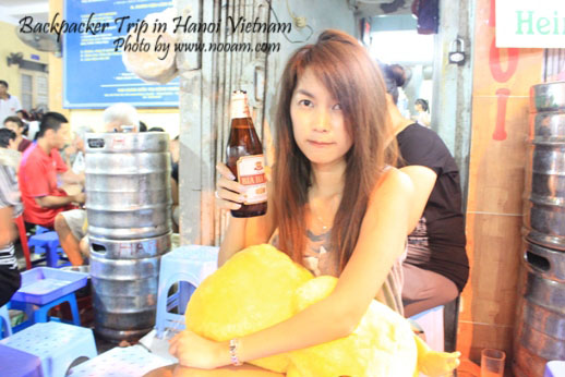 พาเที่ยวฮานอยยามค่ำคืน ชิมอาหาร และจิบเบียร์ในแหล่งวัยรุ่นเวียดนาม เบียร์สดฮอย อร่อยและถูก