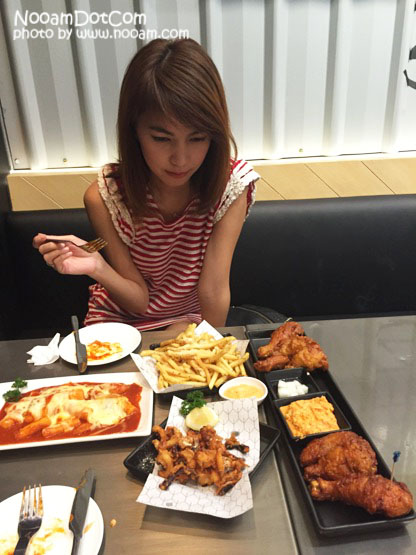 รีวิว ร้านบอนชอน ชิคเก้น(Bonchon chicken) ไก่ทอดสไตล์เกาหลี กรอบนอกนุ่มใน รสชาติดี