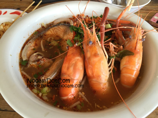 รีวิว พล ก๋วยเตี๋ยวโบราณ สาขาพระราม 5 ก๋วยเตี๋ยวชามยักษ์เครื่องเยอะจัดเต็ม