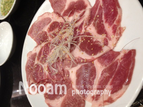 รีวิว ร้านนิกุยะ (Nikuya) บุฟเฟต์ปิ้งย่างสไตล์ญี่ปุ่น หมูเนื้อและกุ้งแม่น้ำตัวใหญ่ น้ำจิ้มซีฟู้ดรสเด็ดและหมูดำคุโรบุตะ