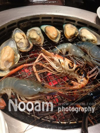 รีวิว ร้านนิกุยะ (Nikuya) บุฟเฟต์ปิ้งย่างสไตล์ญี่ปุ่น หมูเนื้อและกุ้งแม่น้ำตัวใหญ่ น้ำจิ้มซีฟู้ดรสเด็ดและหมูดำคุโรบุตะ