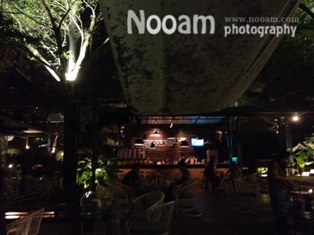 รีวิว ร้าน About Hip ร้านอาหารบรรยากาศดี ดนตรีเพราะ ริมคลองประปา ประชาชื่น
