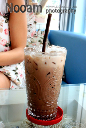 รีวิว ร้าน Blue Sky Cafe & Restaurant (บลู สกาย คาเฟ่) ร้านอาหารน่ารักๆ ชิมเค้กโฮมเมดชิ้นโต ข้าวผัดปลาสลิดและข้าวไข่ระเบิดแสนอร่อย