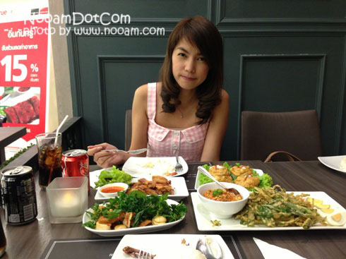 รีวิว ร้าน Midtown ฃิมอาหารไทยฟิวชั่นรสชาติดี ที่สยามพารากอน