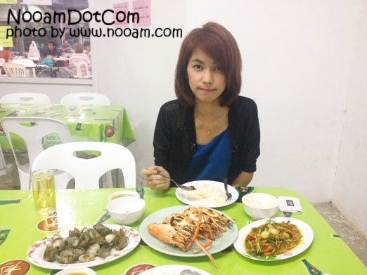 รีวิว ร้านชาญซีฟู๊ด อาหารทะเลสดอร่อย ราคาไม่แพง อยู่บนถนนราชพฤกษ์ นนทบุรี