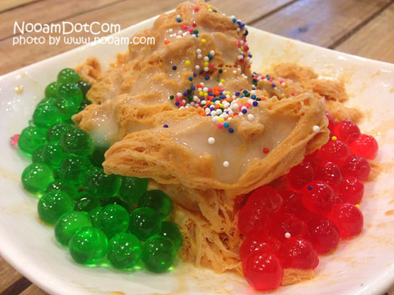 Happy Freeze Icecream ร้านไอติมเกล็ดหิมะ อร่อย ร้านน่ารัก อยู่ใกล้ ม.หอการค้า