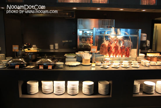 พาชิม บุฟเฟ่ต์นานาชาติอร่อยๆที่ห้องอาหาร The Square โรงแรม โนโวเทล แพลตตินั่ม ประตูน้ำ ( Novotel Platinum Pratunam)