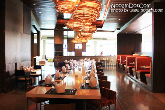 พาชิม บุฟเฟ่ต์นานาชาติอร่อยๆที่ห้องอาหาร The Square โรงแรม โนโวเทล แพลตตินั่ม ประตูน้ำ ( Novotel Platinum Pratunam)