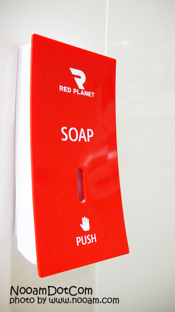 รีวิว Red Planet Hotel พัทยา ห้องพักสะอาด ราคาเบาๆ สะดวกใกล้แหล่งท่องเที่ยว