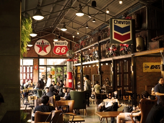 รีวิว บ้านบางเขน ที่เที่ยวสไตล์ 90 มีมุมถ่ายรูปสวยๆ มีอาหาร และคาเฟ่เปิด 24 ชม พร้อมวิธีการเดินทาง