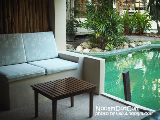 รีวิวที่พักหัวหิน The Hideaway Resort Huahin ห้องพักแบบ Jacuzzi pool side เงียบสงบ ใกล้ร้านอาหาร