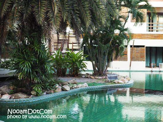 รีวิวที่พักหัวหิน The Hideaway Resort Huahin ห้องพักแบบ Jacuzzi pool side เงียบสงบ ใกล้ร้านอาหาร