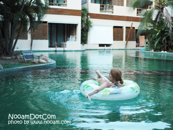 รีวิวที่พักหัวหิน The Hideaway Resort Huahin ห้องพักแบบ Jacuzzi pool side เงียบสงบ ใกล้ร้านอาหาร