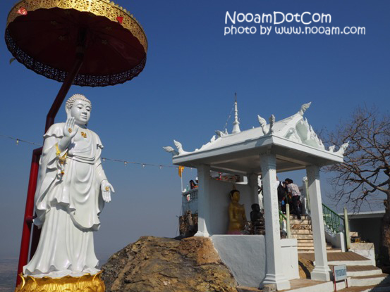 รีวิว ขึ้นบันได 3790 ขั้น นมัสการรอยพระพุทธบาท ที่เขาวงพระจันทร์ จังหวัดลพบุรี
