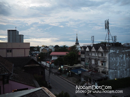รีวิว ศาลาล้านนา เชียงใหม่ ที่พักสุดชิล ห้องสวยมาก ริมแม่น้ำปิง วิวดีงามมาก มีสระว่ายน้ำบนดาดฟ้า