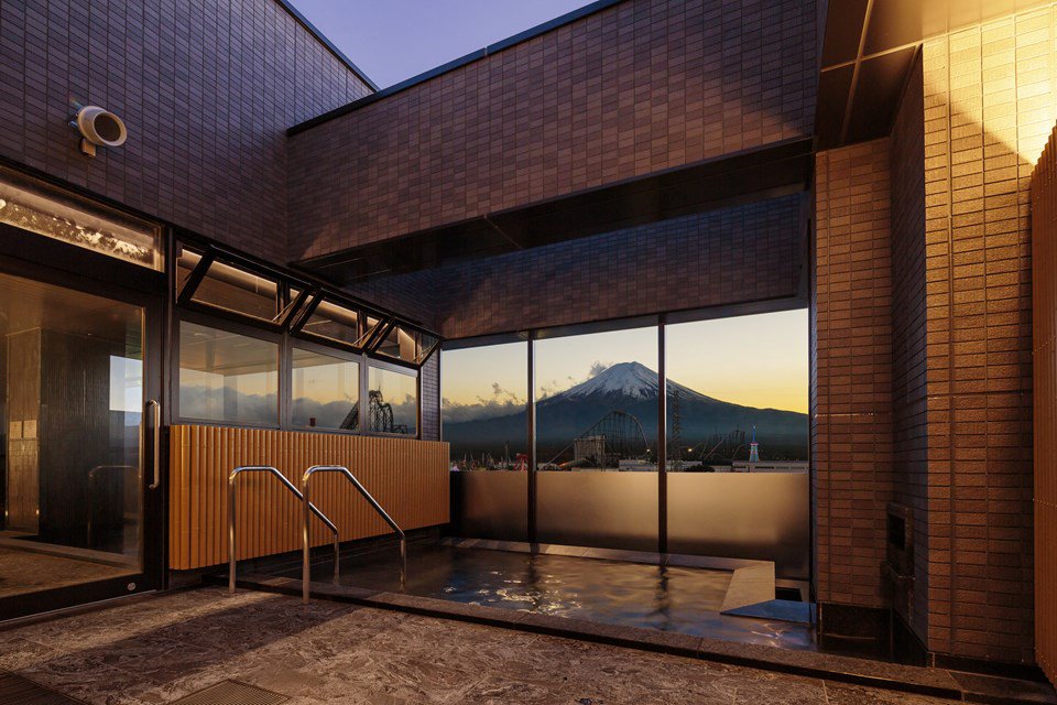รีวิว HOTEL MYSTAYS Fuji โรงแรมวิวภูเขาไฟฟูจิที่สวยที่สุด พร้อมออนเซนวิวหลักล้าน ใกล้สวนสนุกฟูจิคิว